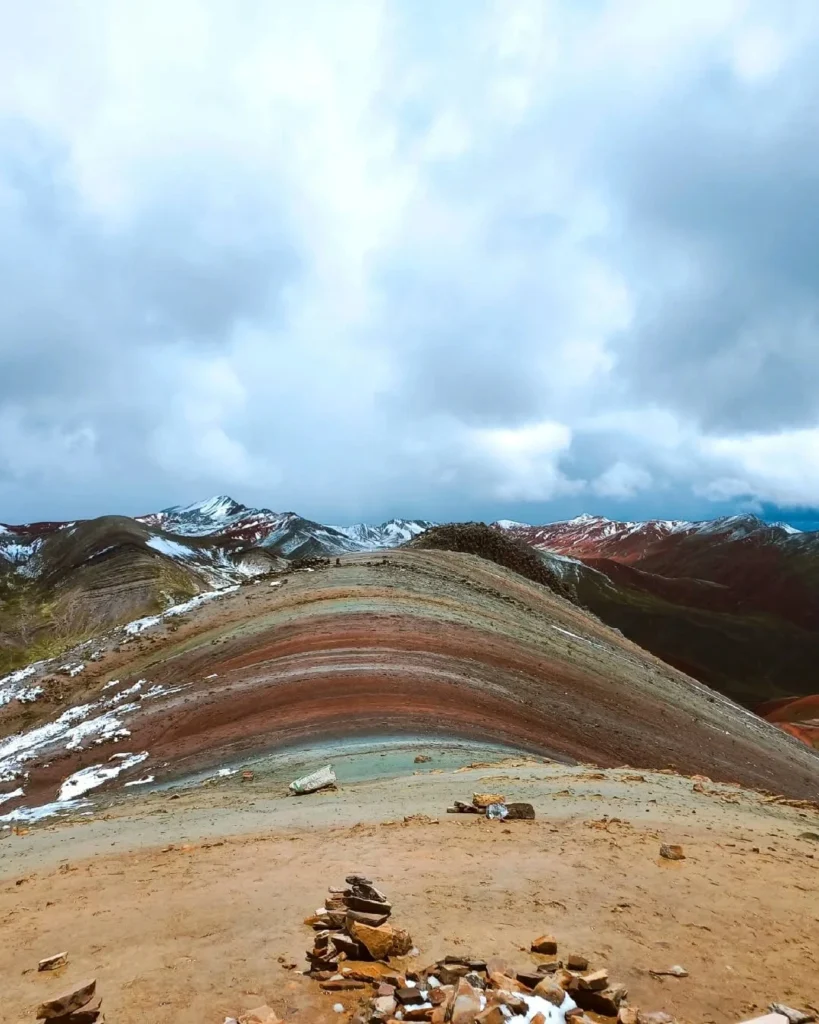 Cordilheira de Palcoyo com neve