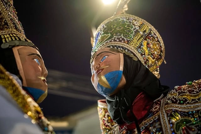 Danzaq una danza representativa de la fiesta de la Virgen del Carmen