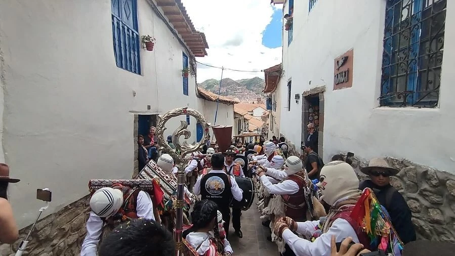 Qhapaq Qolla danza representativa de la fiesta de la Virgen del Carmen