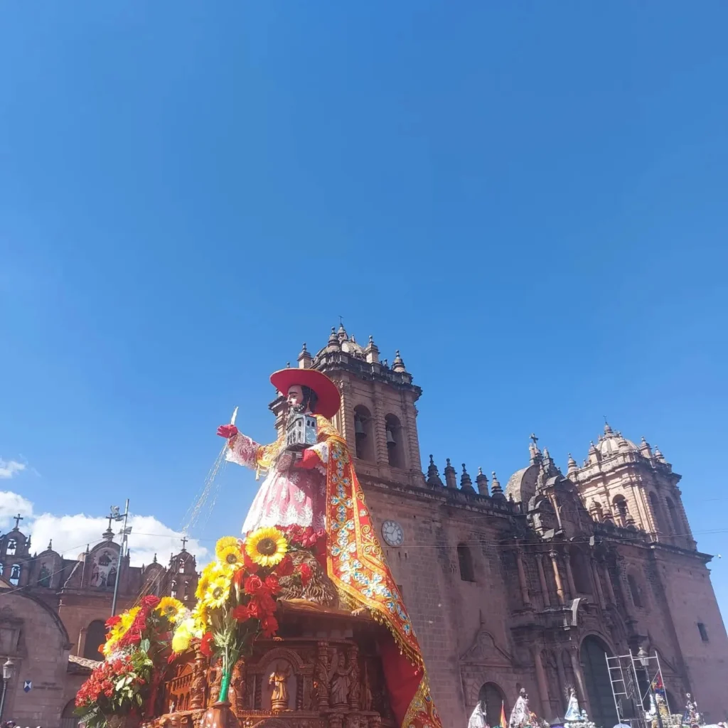 San Jerónimo en la plaza de armas del Cusco