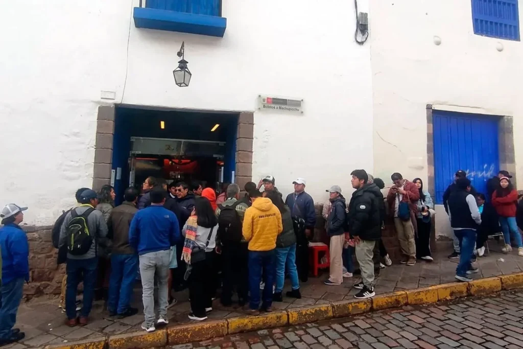 Venta de boletos a Machu Picchu perteneciendo a la comunidad CAN