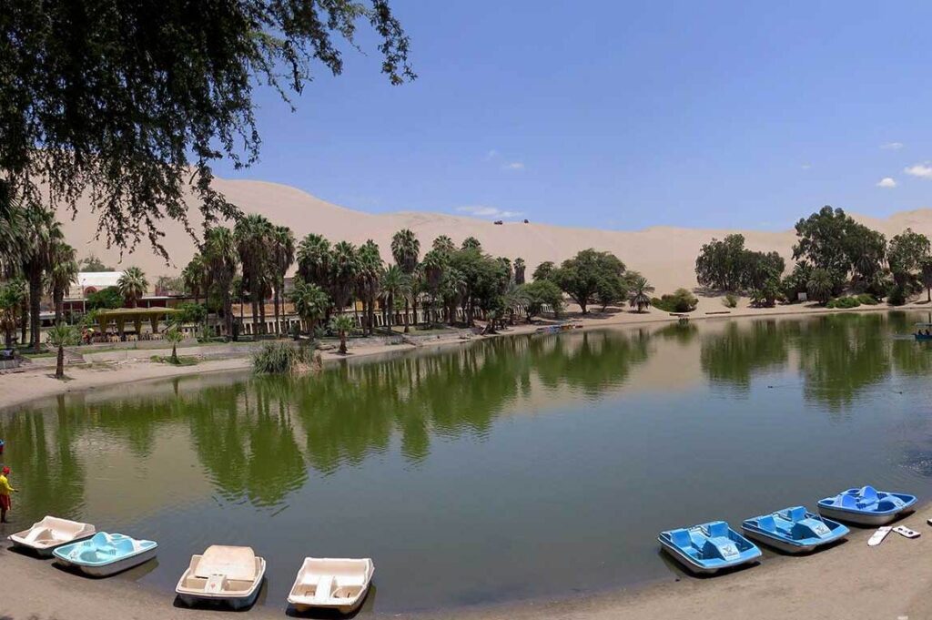 huacachina ica peru