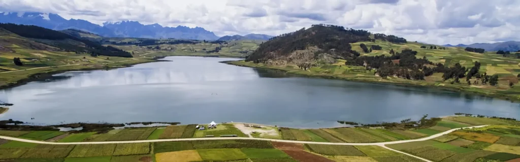 laguna piuray cusco
