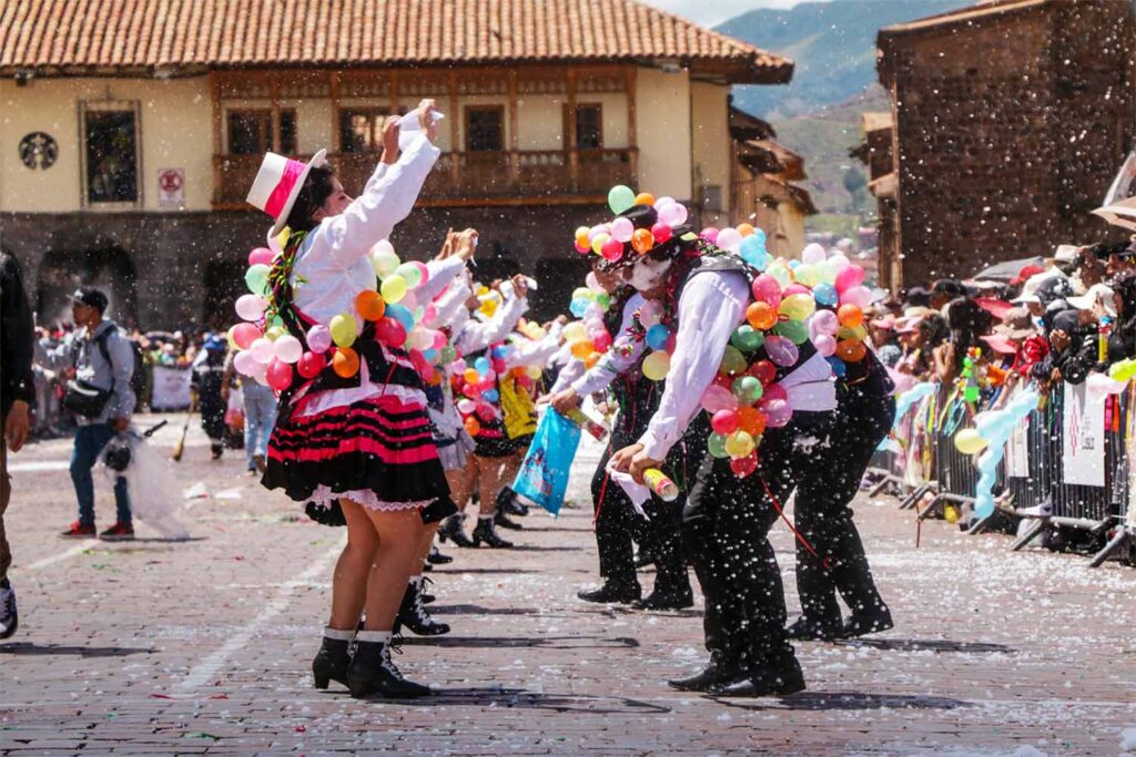 CARNAVALES EN CUSCO