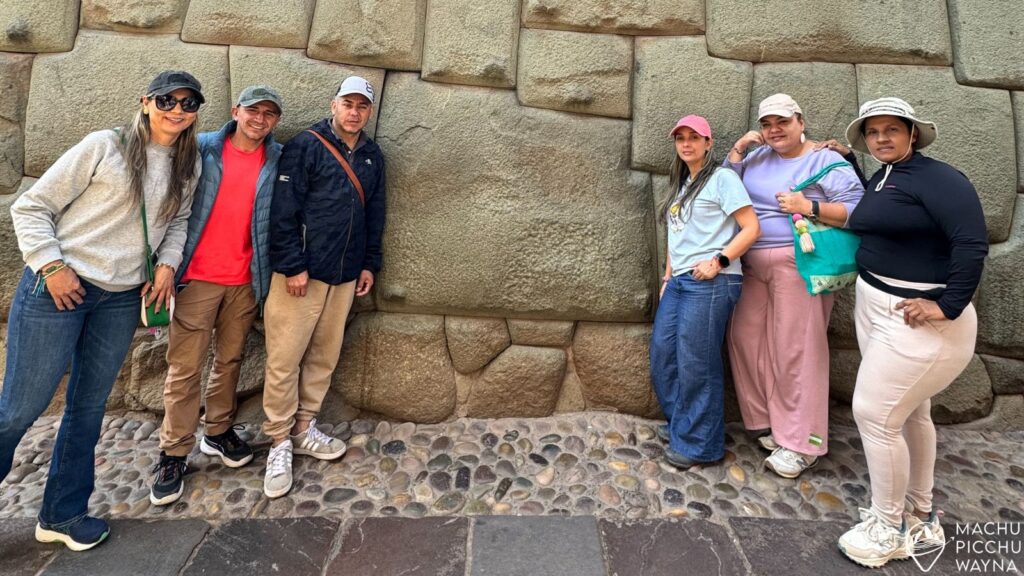 piedra 12 angulos