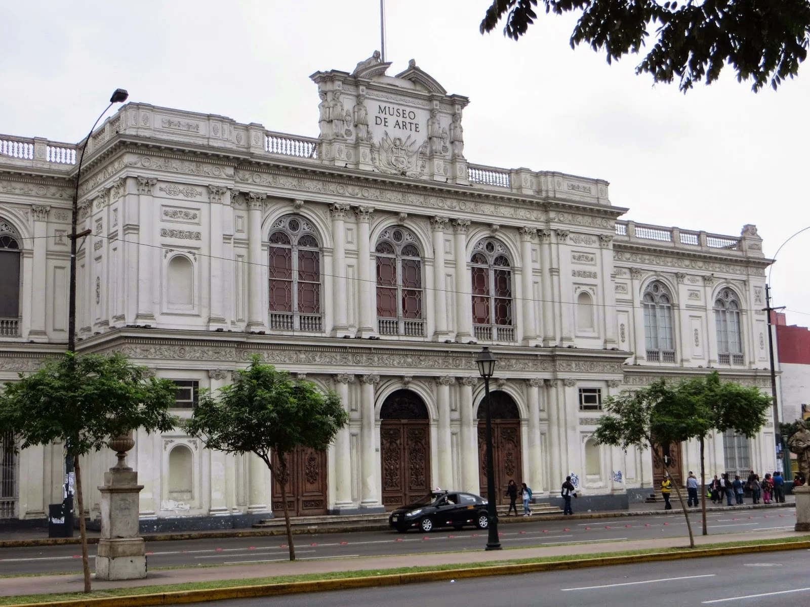 Fachada historica del Museo de Arte de Lima Fachada histórica del Museo de Arte de Lima