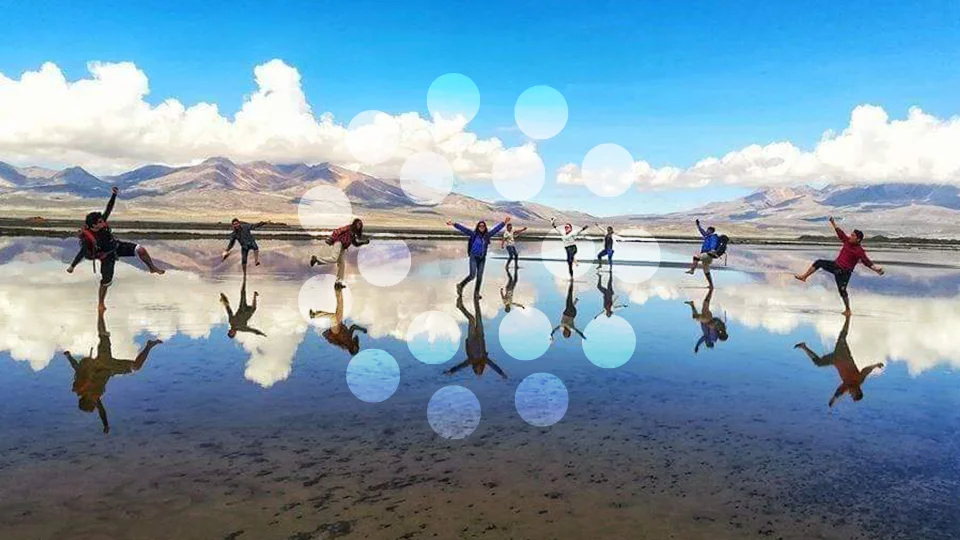 Laguna Salinas en Reserva Nacional Salinas y Aguada Blanca