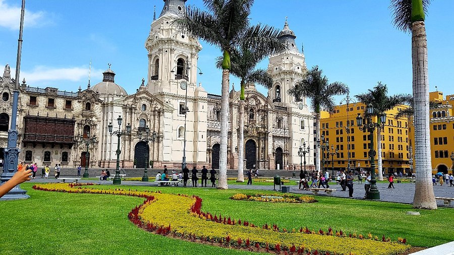 PLAZA DE ARMAS LIMA