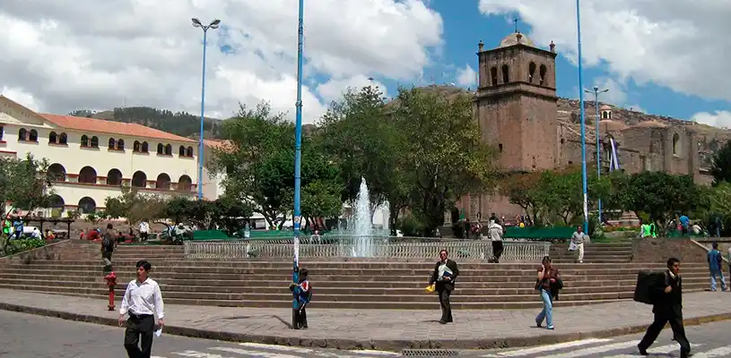 Vista panorámica de la Plaza San Francisco 