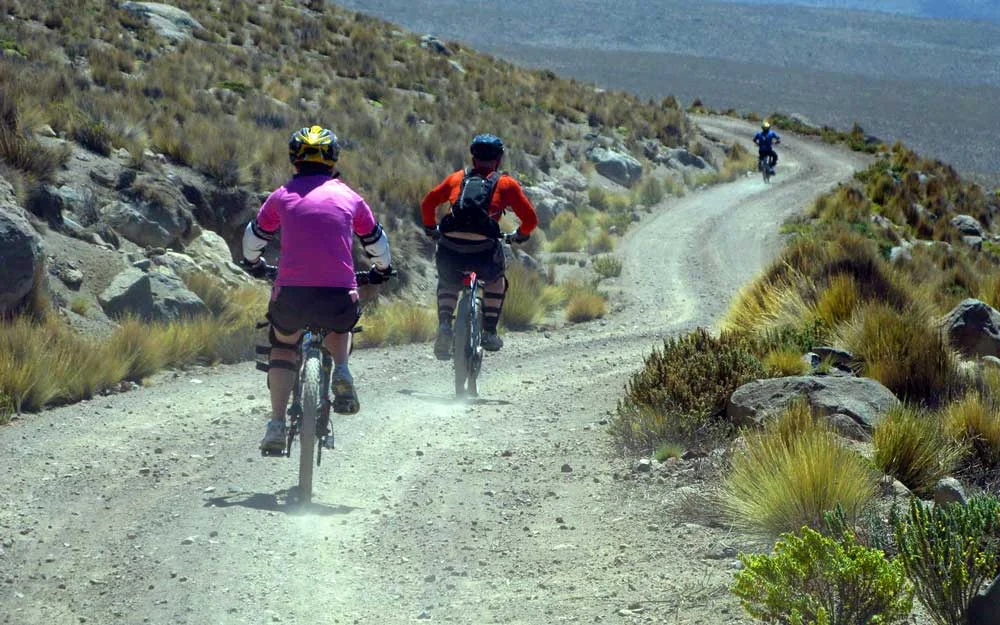 Ciclismo en Colca Mountain biking in Colca