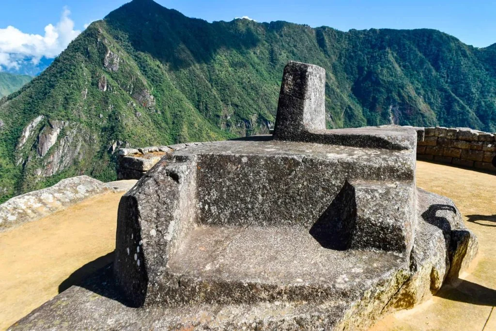 El Intihuatana El Intihuatana