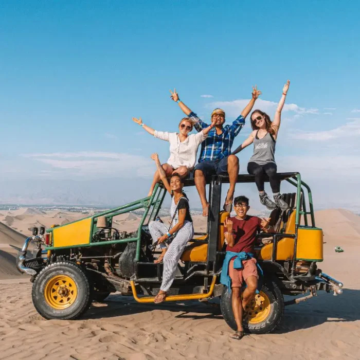 Huacachina Sandboarding