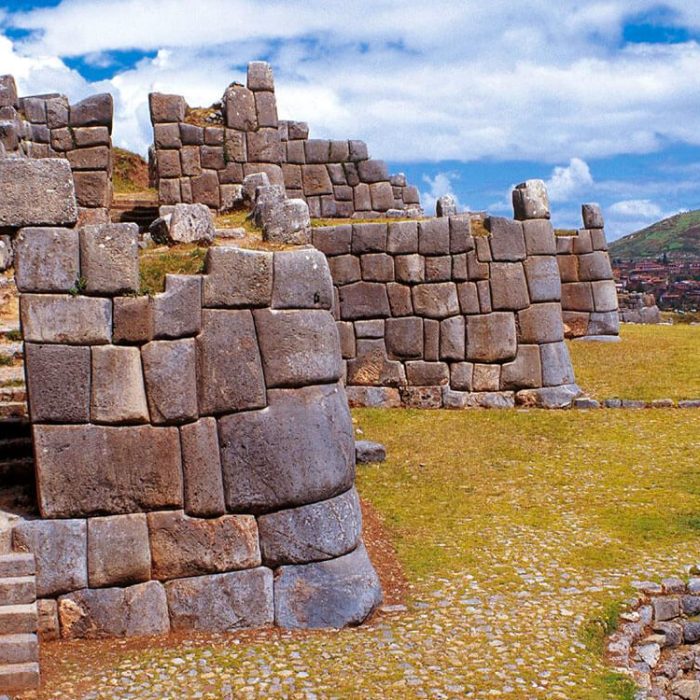 Sacsayhuaman