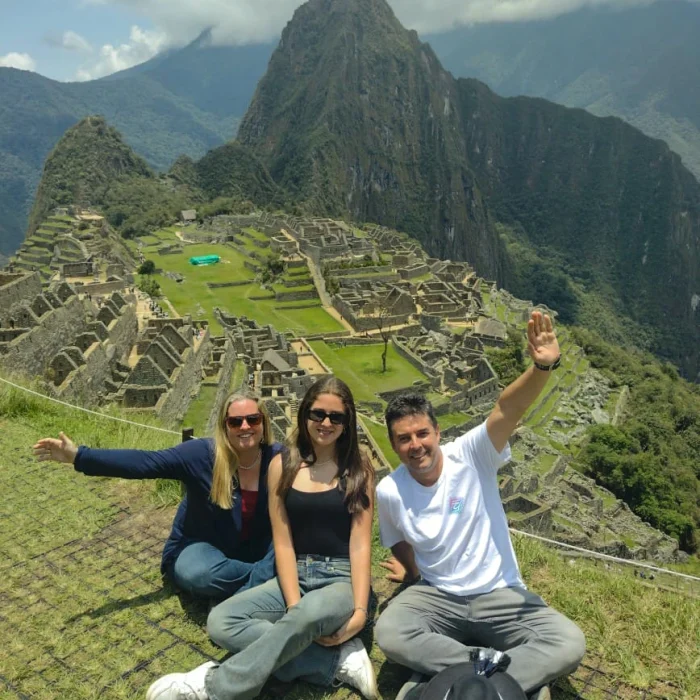 Familia Mirador Machu Picchu