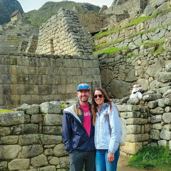 Pareja Ciudadela Machu Picchu