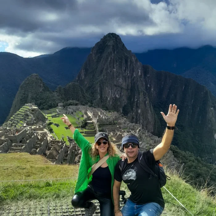 Pareja Mirador MachuPicchu