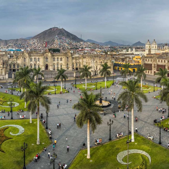 plaza-de-armas-lima