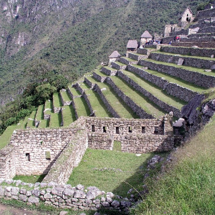 tour-a-machu-picchu-en-tren-1-dia_01