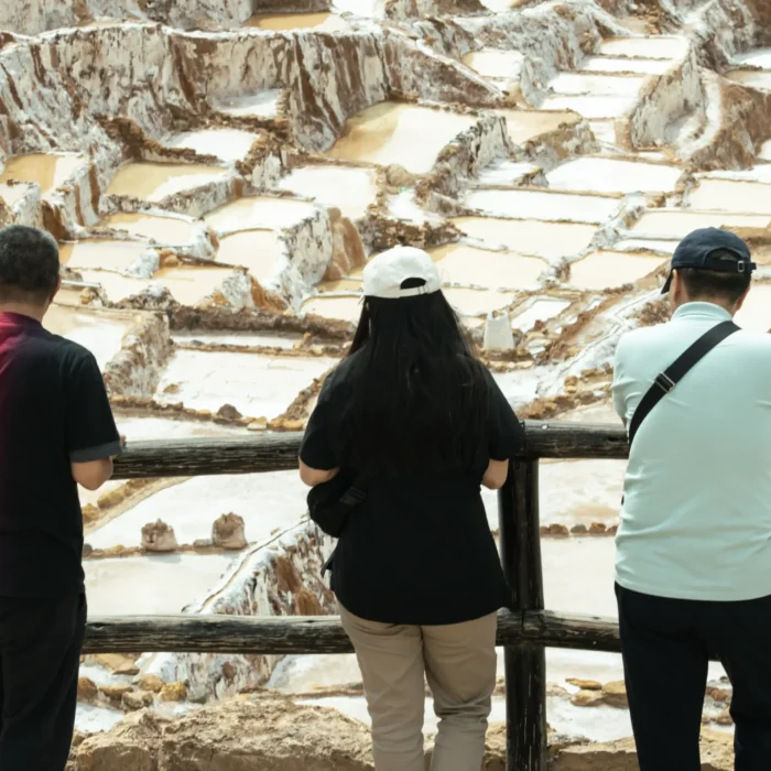 Turistas Mirador Salineras Maras